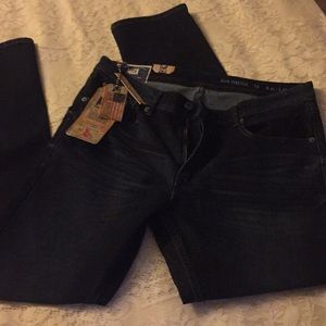 Dark blue men’s MBX jeans W34/L32.